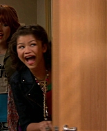 Good_Luck_Charlie_S02E13_1080p_BTD_001222.jpg