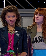 Good_Luck_Charlie_S02E13_1080p_BTD_001608.jpg