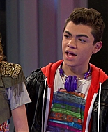 Good_Luck_Charlie_S02E13_1080p_BTD_001906.jpg