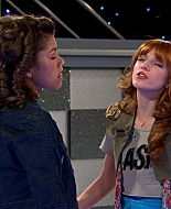 Good_Luck_Charlie_S02E13_1080p_BTD_001985.jpg
