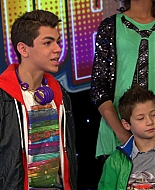 Good_Luck_Charlie_S02E13_1080p_BTD_002333.jpg