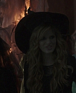 Mostly_Ghostly_Have_You_Met_My_Ghoulfriend_1080p_BluRay_BTD_009303.jpg