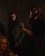 Paradise_City_2021_S01E01_1080p_BTD_000029.jpg