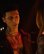 Paradise_City_2021_S01E01_1080p_BTD_004176.jpg