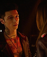 Paradise_City_2021_S01E01_1080p_BTD_004178.jpg
