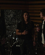 Paradise_City_2021_S01E03_1080p_BTD_004140.jpg