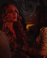 Paradise_City_2021_S01E07_1080p_BTD_003830.jpg