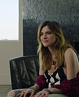 Paradise_City_2021_S01E08_1080p_BTD_000237.jpg