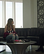 Paradise_City_2021_S01E08_1080p_BTD_000517.jpg