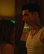 Paradise_City_2021_S01E08_1080p_BTD_002843.jpg