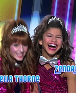 ShakeItUp_ThemeSong_BTD_053.jpg
