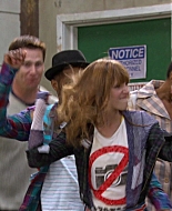 Shake_It_Up_S01E01_1080p_BTD_000152.jpg