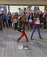 Shake_It_Up_S01E01_1080p_BTD_000174.jpg