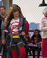 Shake_It_Up_S01E01_1080p_BTD_000231.jpg