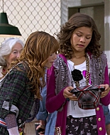 Shake_It_Up_S01E01_1080p_BTD_000260.jpg