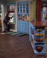 Shake_It_Up_S01E01_1080p_BTD_000463.jpg