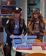 Shake_It_Up_S01E01_1080p_BTD_000495.jpg