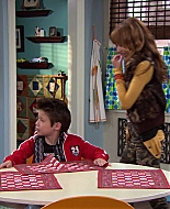 Shake_It_Up_S01E01_1080p_BTD_000686.jpg