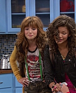 Shake_It_Up_S01E01_1080p_BTD_000725.jpg