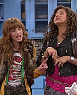 Shake_It_Up_S01E01_1080p_BTD_000739.jpg
