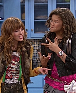 Shake_It_Up_S01E01_1080p_BTD_000742.jpg