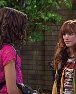 Filename=Shake_It_Up_S01E01_1080p_BTD_001127.jpg
Filesize=295KiB
Dimensions=1920x1080
Date added=Apr 09, 2026 Shake_It_Up_S01E01_1080p_BTD_001127.jpg