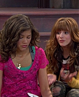 Shake_It_Up_S01E01_1080p_BTD_001163.jpg