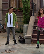 Shake_It_Up_S01E01_1080p_BTD_001263.jpg
