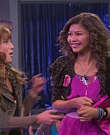 Shake_It_Up_S01E01_1080p_BTD_001450.jpg