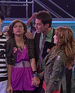 Shake_It_Up_S01E01_1080p_BTD_001637.jpg