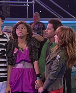 Shake_It_Up_S01E01_1080p_BTD_001639.jpg