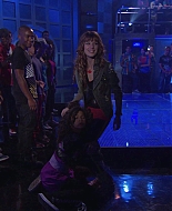 Shake_It_Up_S01E01_1080p_BTD_001733.jpg