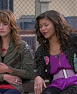 Shake_It_Up_S01E01_1080p_BTD_002245.jpg