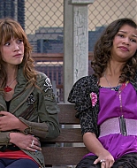 Shake_It_Up_S01E01_1080p_BTD_002249.jpg