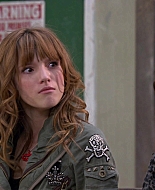 Shake_It_Up_S01E01_1080p_BTD_002250.jpg