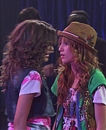 Shake_It_Up_S01E01_1080p_BTD_002640.jpg