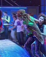 Shake_It_Up_S01E01_1080p_BTD_002668.jpg