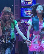 Shake_It_Up_S01E01_1080p_BTD_002787.jpg