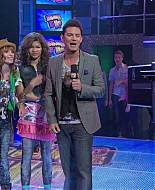 Shake_It_Up_S01E01_1080p_BTD_002866.jpg