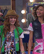 Shake_It_Up_S01E01_1080p_BTD_002901.jpg
