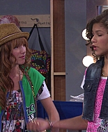 Shake_It_Up_S01E01_1080p_BTD_002925.jpg