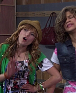 Shake_It_Up_S01E01_1080p_BTD_002979.jpg