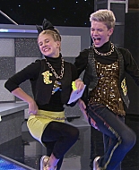 Shake_It_Up_S01E02_1080p_BTD_000126.jpg