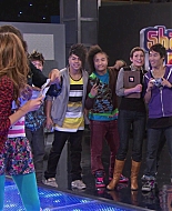 Shake_It_Up_S01E02_1080p_BTD_000163.jpg