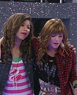 Shake_It_Up_S01E02_1080p_BTD_000215.jpg