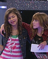 Shake_It_Up_S01E02_1080p_BTD_000229.jpg