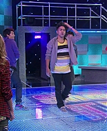 Shake_It_Up_S01E02_1080p_BTD_000363.jpg