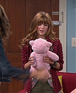 Shake_It_Up_S01E02_1080p_BTD_000531.jpg