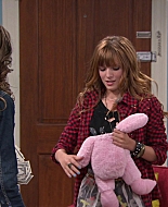 Shake_It_Up_S01E02_1080p_BTD_000537.jpg