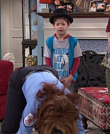 Shake_It_Up_S01E02_1080p_BTD_000641.jpg
